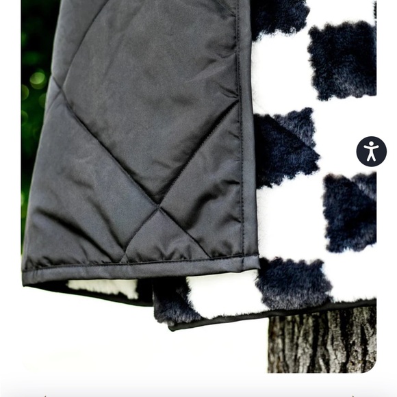 Minky Everywhere Blanket - Picture 5 of 6